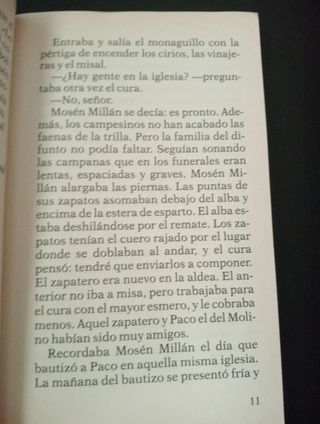 Réquiem por un campesino español (Spanish Edi...