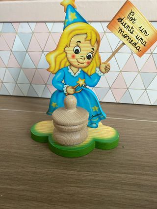 Hada de los dientes de madera