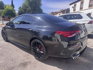 MERCEDES CLA 220D AMG