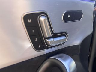 MERCEDES CLA 220D AMG