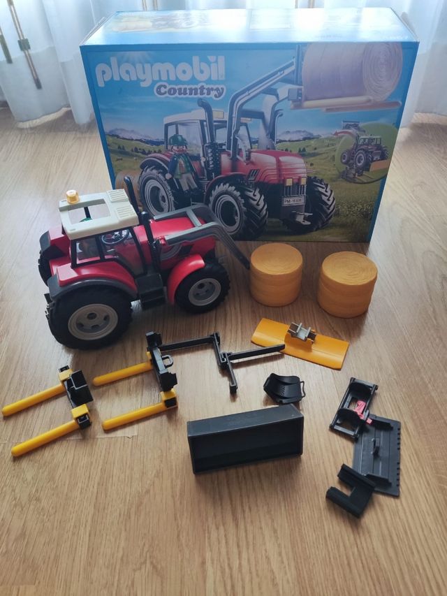 Tractor Playmobil Country con Accesorios