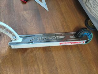 Maddgear stunt scooter