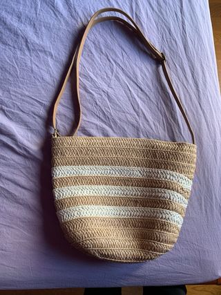 Bolso Capazo Mediano Rayas Beige y Blanco