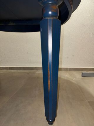 Mesa de comedor redonda de madera