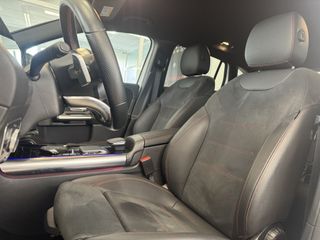 MERCEDES GLA 250e AMG
