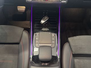 MERCEDES GLA 250e AMG