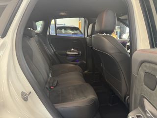 MERCEDES GLA 250e AMG