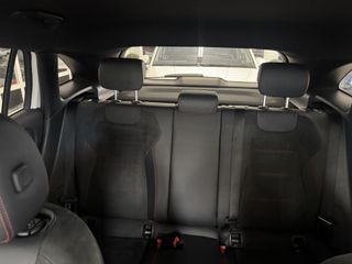 MERCEDES GLA 250e AMG
