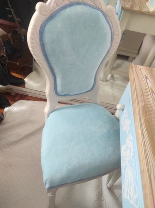 Escritorio y silla a juego