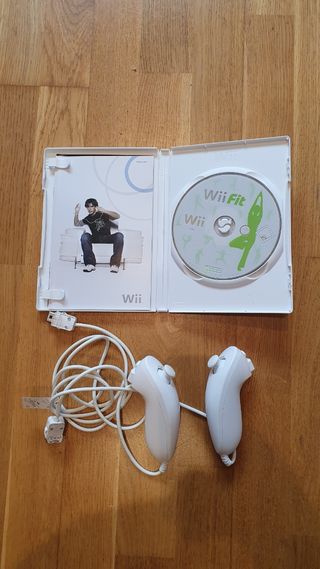 Wii Fit + Mandos