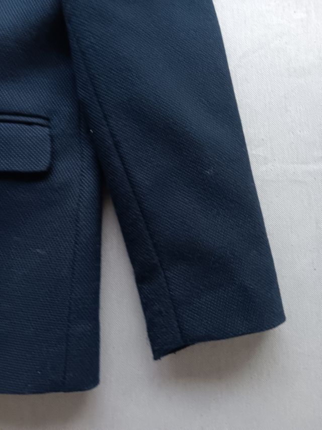 Blazer.Americana talla 6 + regalo 2 camisas.