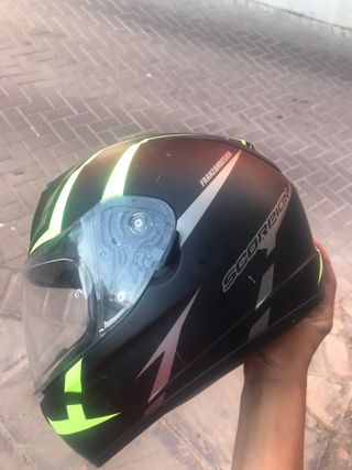 Casco de moto Scorpion