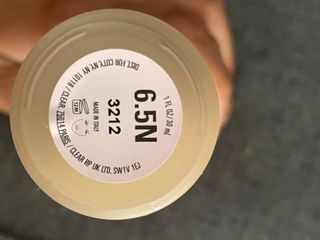 Base Kylie Cosmetics Power Plush Beige