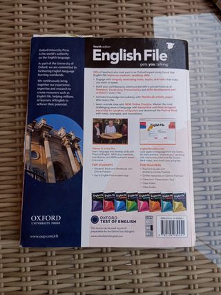 English File B2.2
