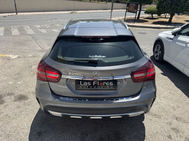 MERCEDES GLA 200D AMG