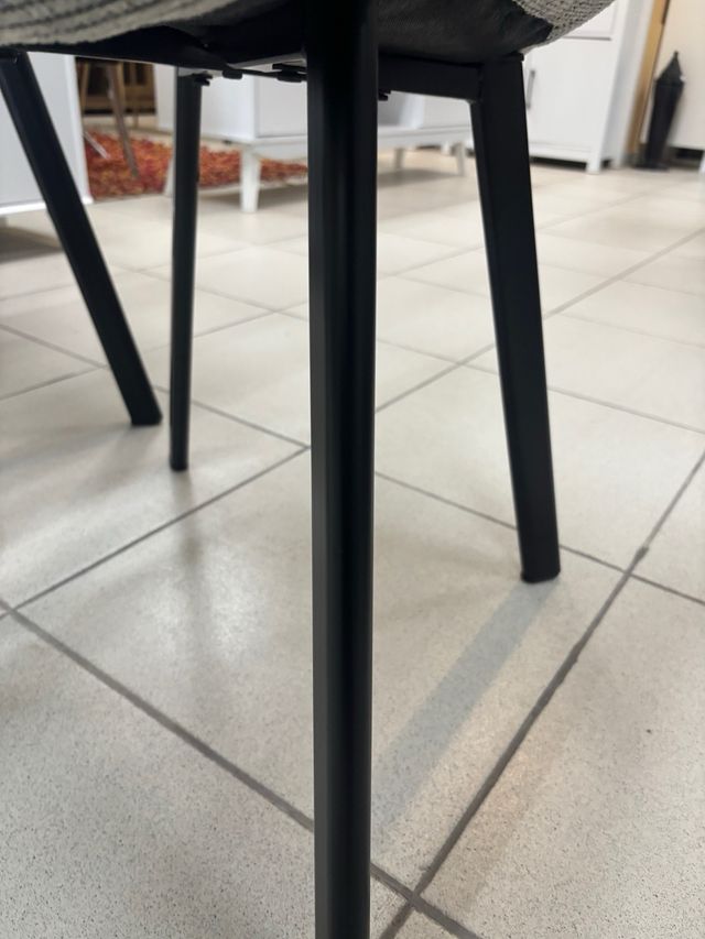 Sillas tapizadas gris marrón