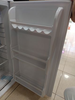 Nevera pequeña con congelador