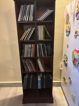 Estantería de caoba