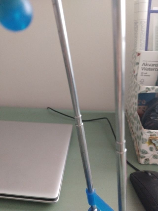 Flexo de escritorio azul