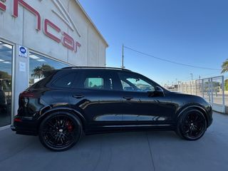 Porsche Cayenne 2017 3.0d GTS