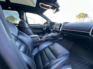 Porsche Cayenne 2017 3.0d GTS