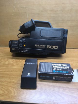 Cámara VHS Hitachi VM-600E