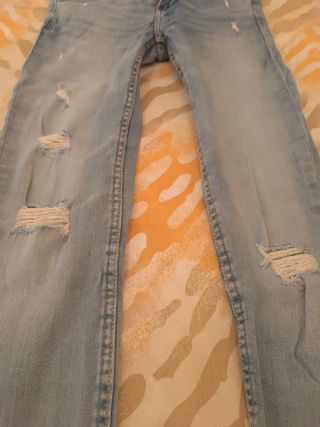 Pantalón vaquero pitillo Zara T.36