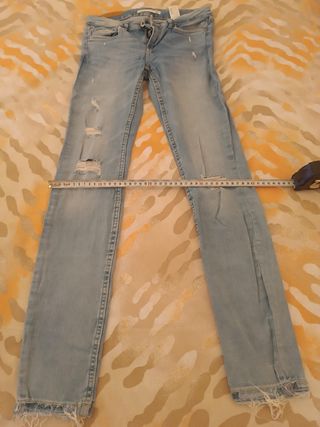 Pantalón vaquero pitillo Zara T.36