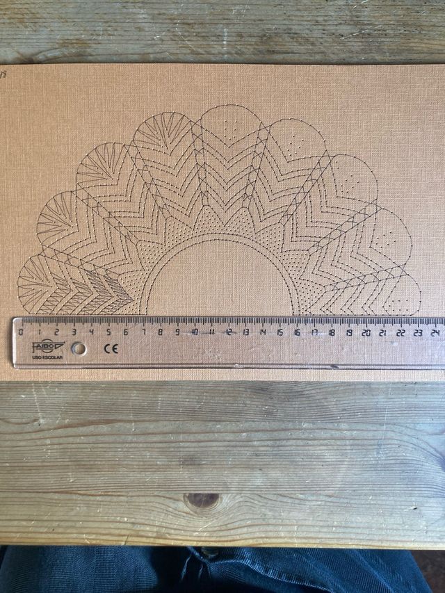 Patrón de bolillos para abanico