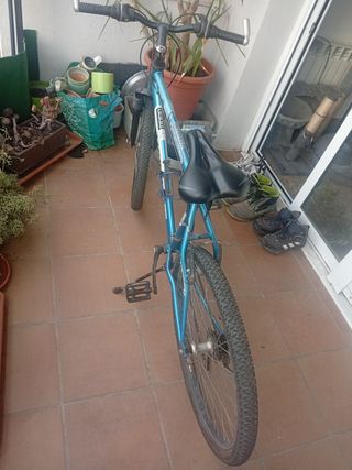 Bicicleta Torpado con ruedas y cámaras nuevas