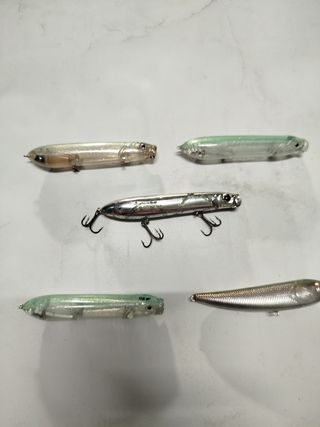 Señuelos de pesca de superficie