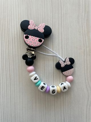 Chupeteros Silicona Personalizados. Hechos a mano.