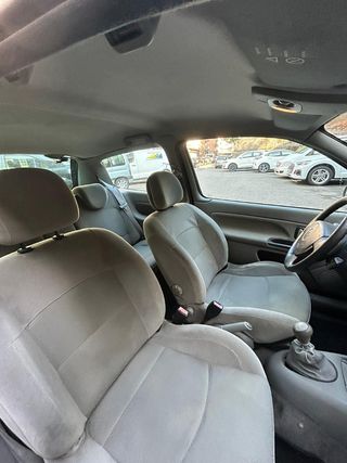 Renault Clio 2004