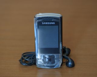 Teléfono Móvil Samsung C3050
