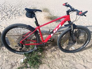 Bicicleta de Montaña BH 1x9