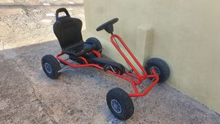 Kart a pedales rojo