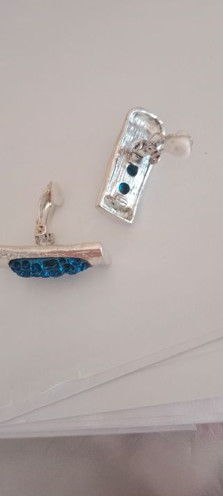 Pendientes clip bisutería azul y plata