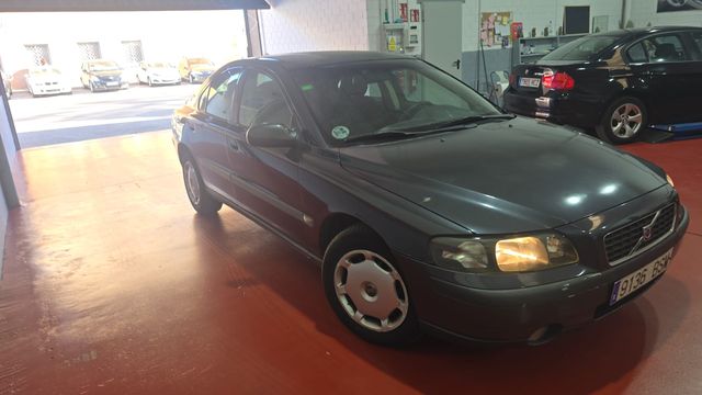 Volvo S60 2002