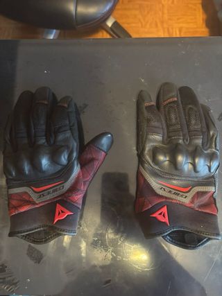 Guantes Dainese Verano Negros y Rojos