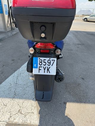 Moto Kymco Agility 125cc Azul