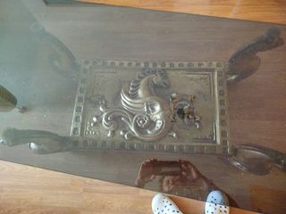 Mesa de centro cristal y metal dorada
