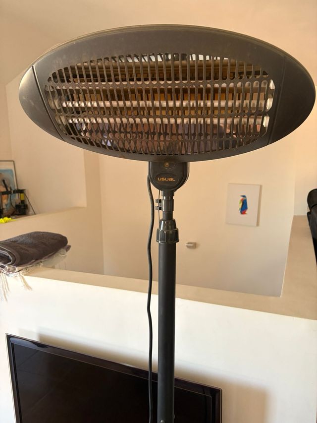 Estufa de exterior con pie