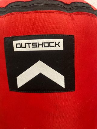 Saco de boxeo rojo OUTSHOCK + dos pares de guantes