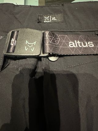 Pantalón corto Altus K30 Negro 