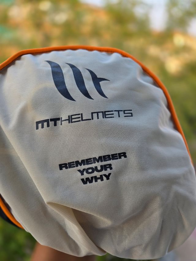 Casco MT Jarama Retro Negro y Dorado TALLA S