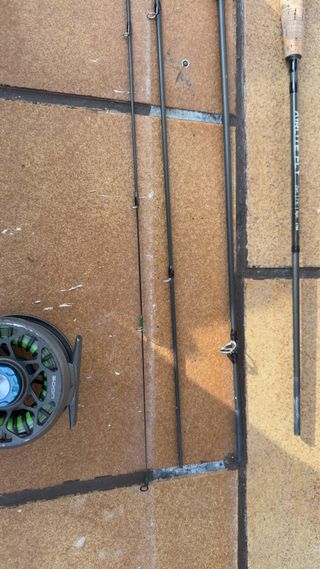 Caña de pesca ultraligera 7'6 #2 + carrete + linea