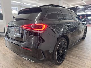MERCEDES A 250e AMG