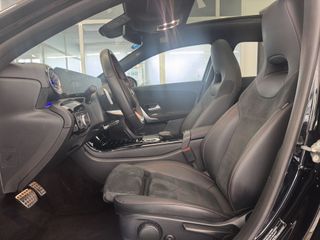 MERCEDES A 250e AMG