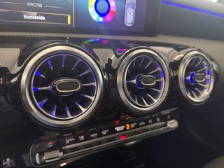 MERCEDES A 250e AMG