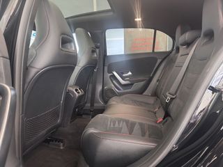 MERCEDES A 250e AMG